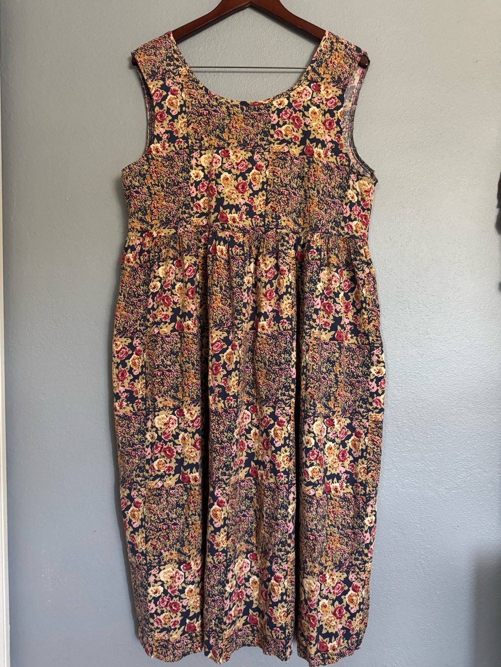 Vintage 90’s Charter Club Cottagecore Sleeveless Floral Button Back Dress